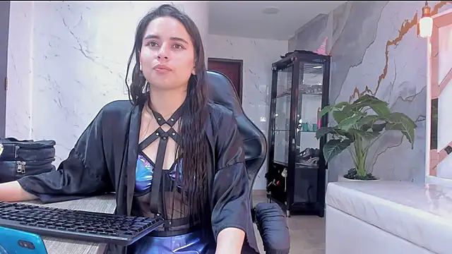 Qetsyah_tf's Webcam Show