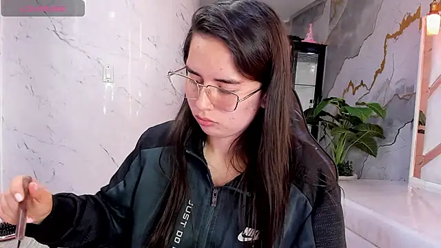 Chat +18 de Qetsyah_tf ao vivo