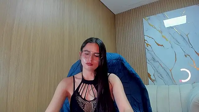 Qetsyah_tf's Live XXX Chat