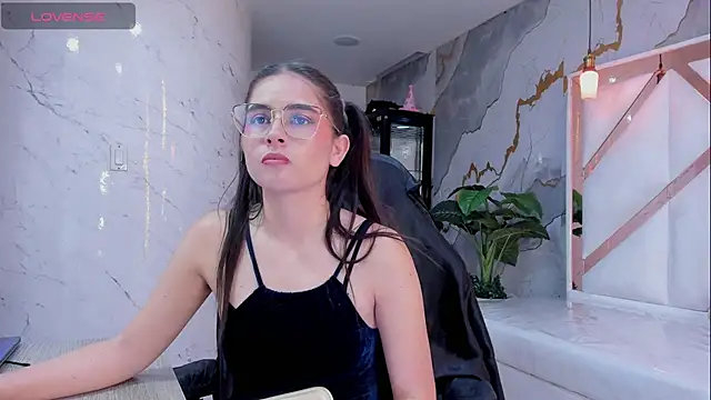 Chat +18 de Qetsyah_tf ao vivo