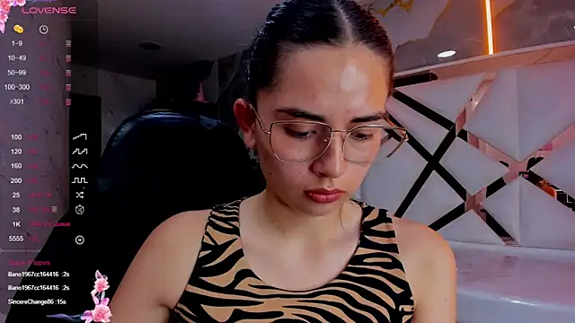 Chat XXX en directo de Qetsyah_tf