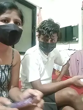 Prajakta123 在線直播表演