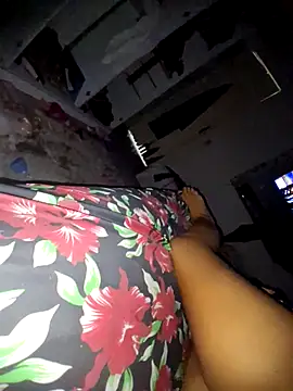 Show modela japosamel na web-kameri