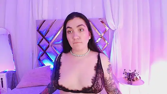 KathiaJenner's Live XXX Chat
