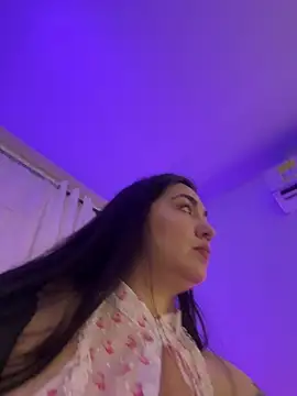 Chat +18 de KathiaJenner ao vivo