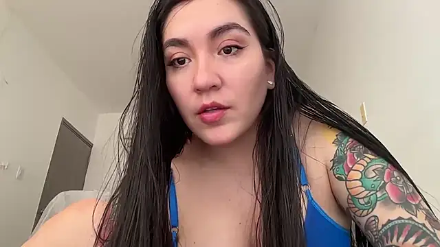 KathiaJenner's Live XXX Chat