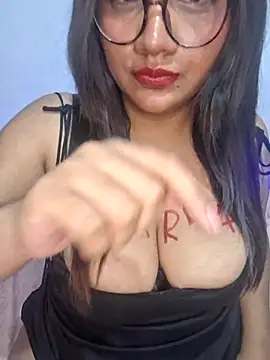 XXX chat uživo modela Tu_Vecina_Favorita