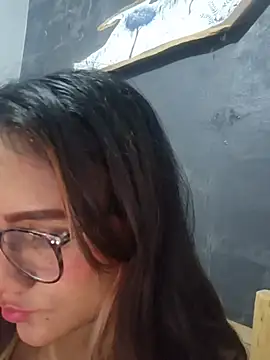 Pertunjukan Kamera Web Tu_Vecina_Favorita