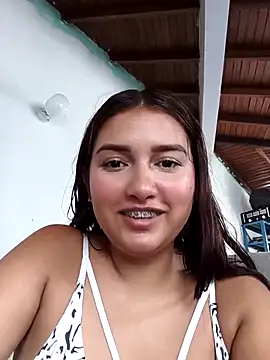 Show modela kitty-cat2 na web-kameri