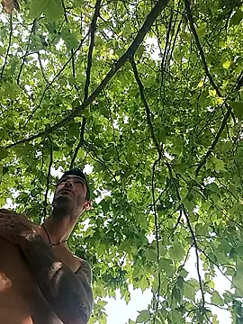 PsyLeo96 Show in webcam
