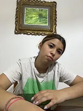 baddieasiantv's Webcam Show