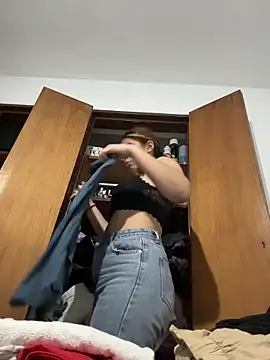 baddieasiantv's Webcam Show