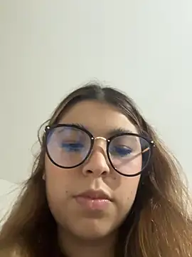 Онлайн чат XXX baddieasiantv