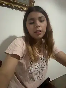 Chat +18 de baddieasiantv ao vivo