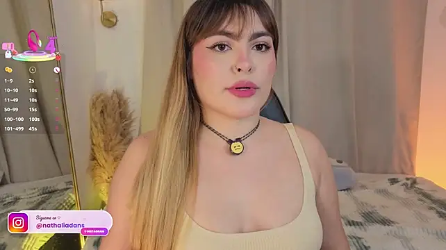 צ'אט XXX בשידור חי של Nathali_Adans
