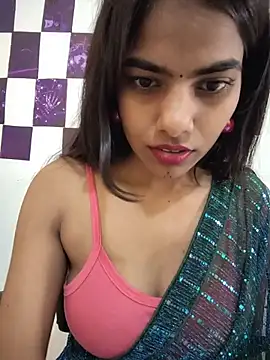 Alisha_Babyy Show in webcam