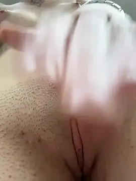 Show modela IceMur na web-kameri