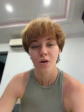 IceMur – Live XXX-chat