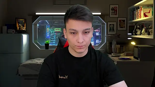 Justin_time111: διαδικτυακό σόου στην κάμερα