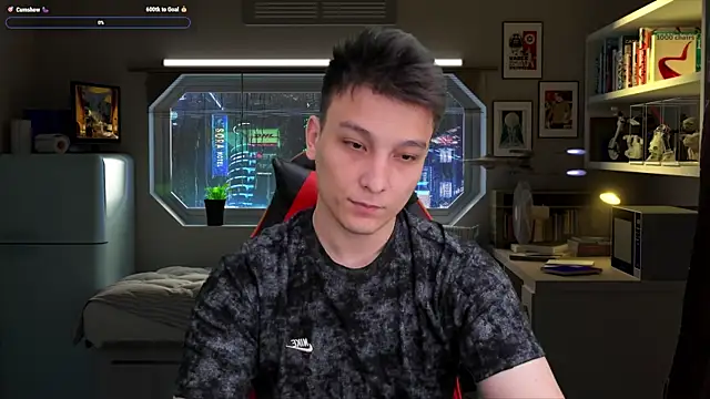 Justin_time111: διαδικτυακό σόου στην κάμερα
