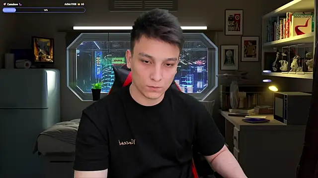 Justin_time111 Show in webcam