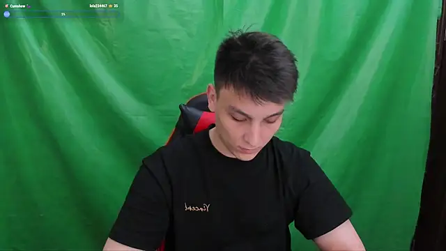 Pokazy przed kamerką – Justin_time111