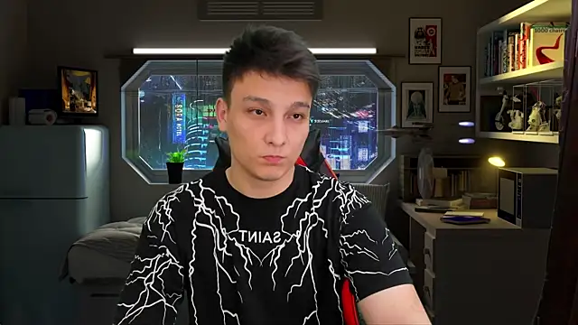 Justin_time111: διαδικτυακό σόου στην κάμερα