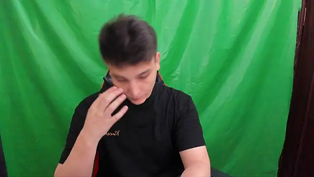 Justin_time111 Show in webcam