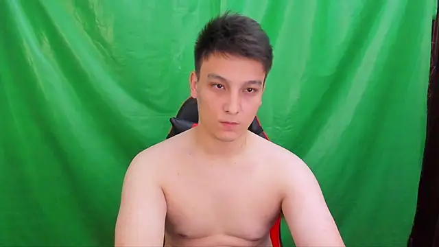 Pokazy przed kamerką – Justin_time111