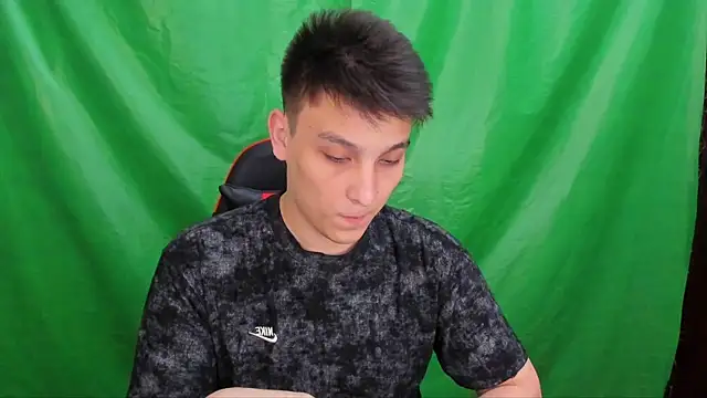 Justin_time111 在線直播表演