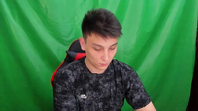 Justin_time111 Show Webcam