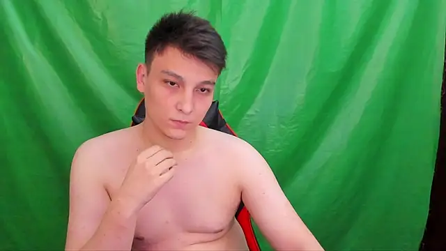 Show modela Justin_time111 na web-kameri