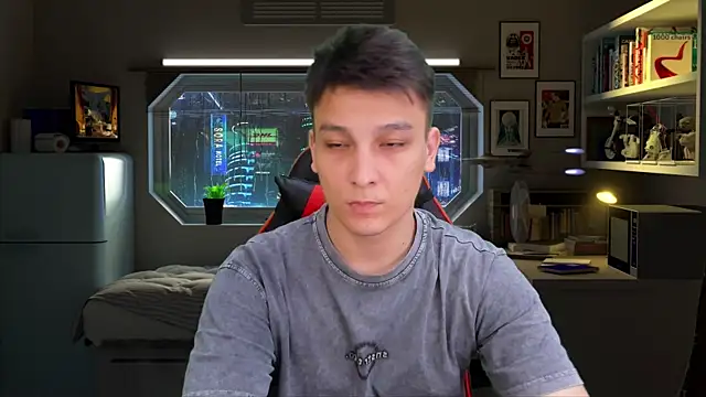 הופעת וובקאם של Justin_time111