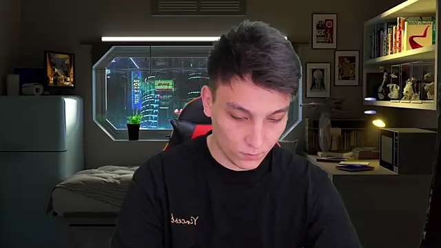 הופעת וובקאם של Justin_time111