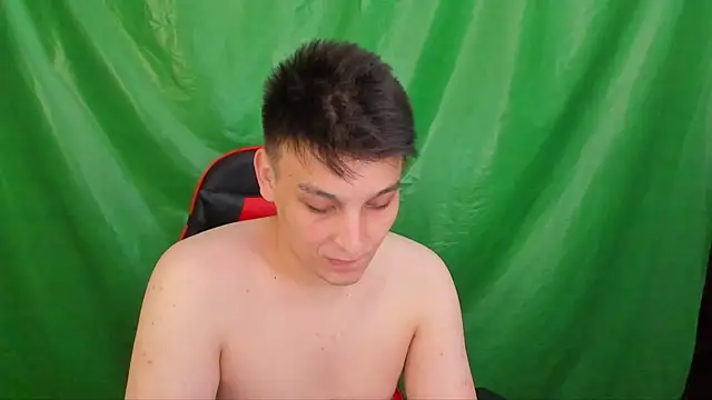 Justin_time111's Webcam Show