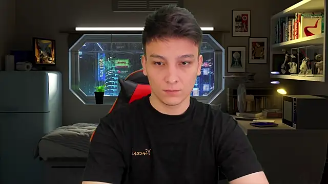 Justin_time111: διαδικτυακό σόου στην κάμερα