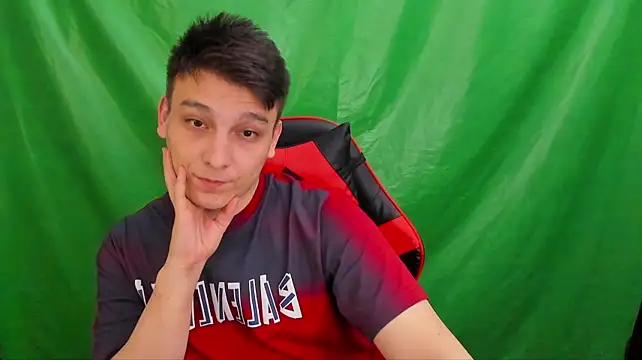 Justin_time111 Шоу с уебкамера