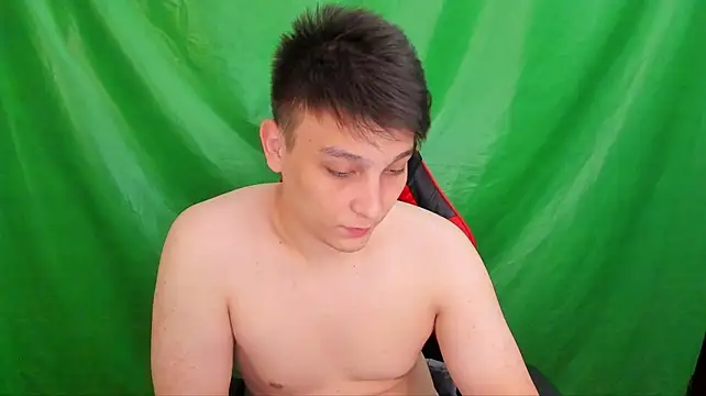 הופעת וובקאם של Justin_time111