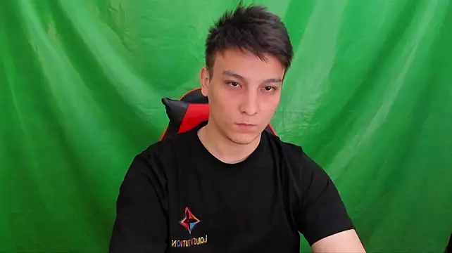 Pokazy przed kamerką – Justin_time111