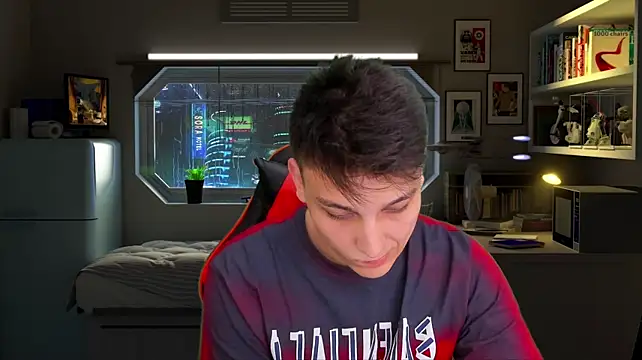 Pokazy przed kamerką – Justin_time111
