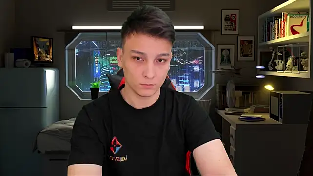 Pokazy przed kamerką – Justin_time111