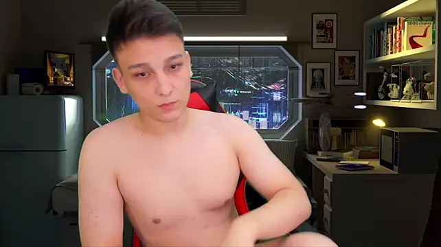 Show modela Justin_time111 na web-kameri