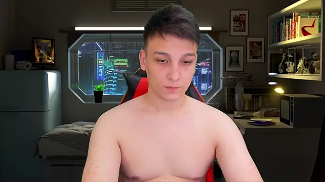 הופעת וובקאם של Justin_time111