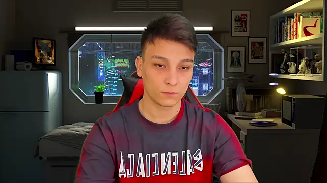 Pokazy przed kamerką – Justin_time111