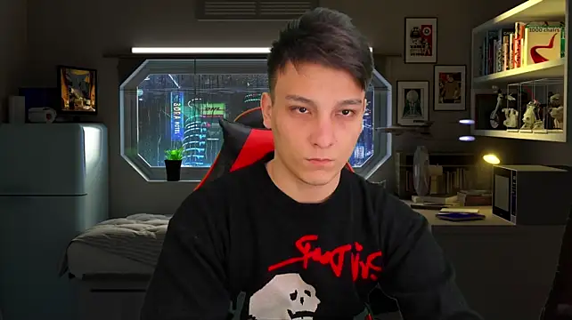 Show modela Justin_time111 na web-kameri