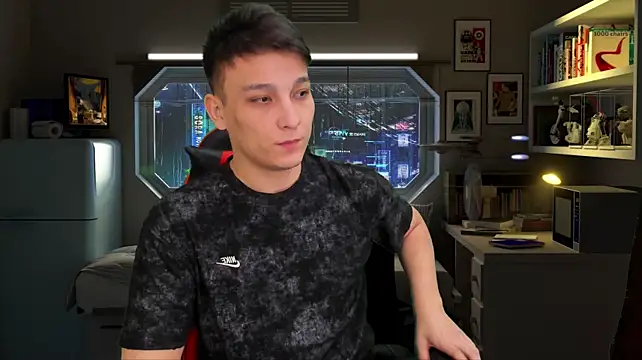 Pokazy przed kamerką – Justin_time111