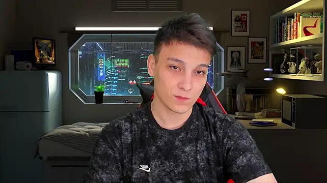Justin_time111: διαδικτυακό σόου στην κάμερα