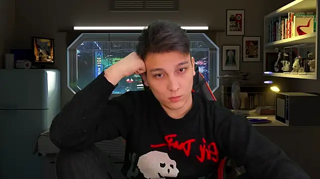Justin_time111 网络视讯表演