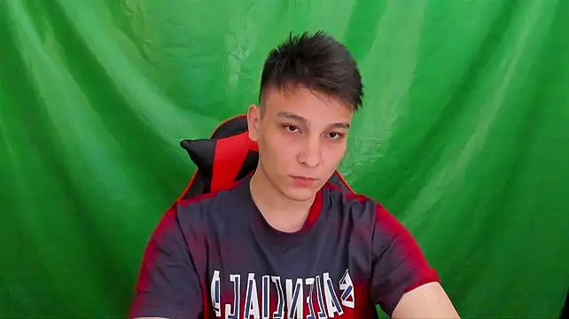 Show modela Justin_time111 na web-kameri