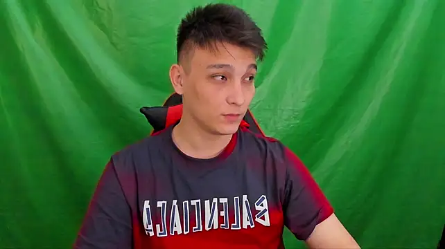 Justin_time111 Show Webcam